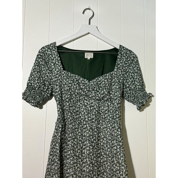Dee Elly Womens Small Green Ditsy Floral Sweetheart Neckline Puff Sleeve Dress - Picture 3 of 10